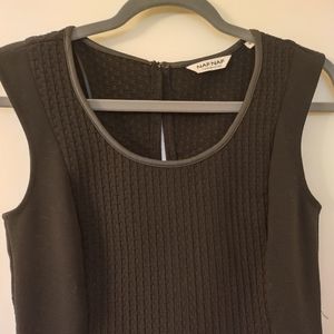 Little Black Dress - Petite Robe Noire